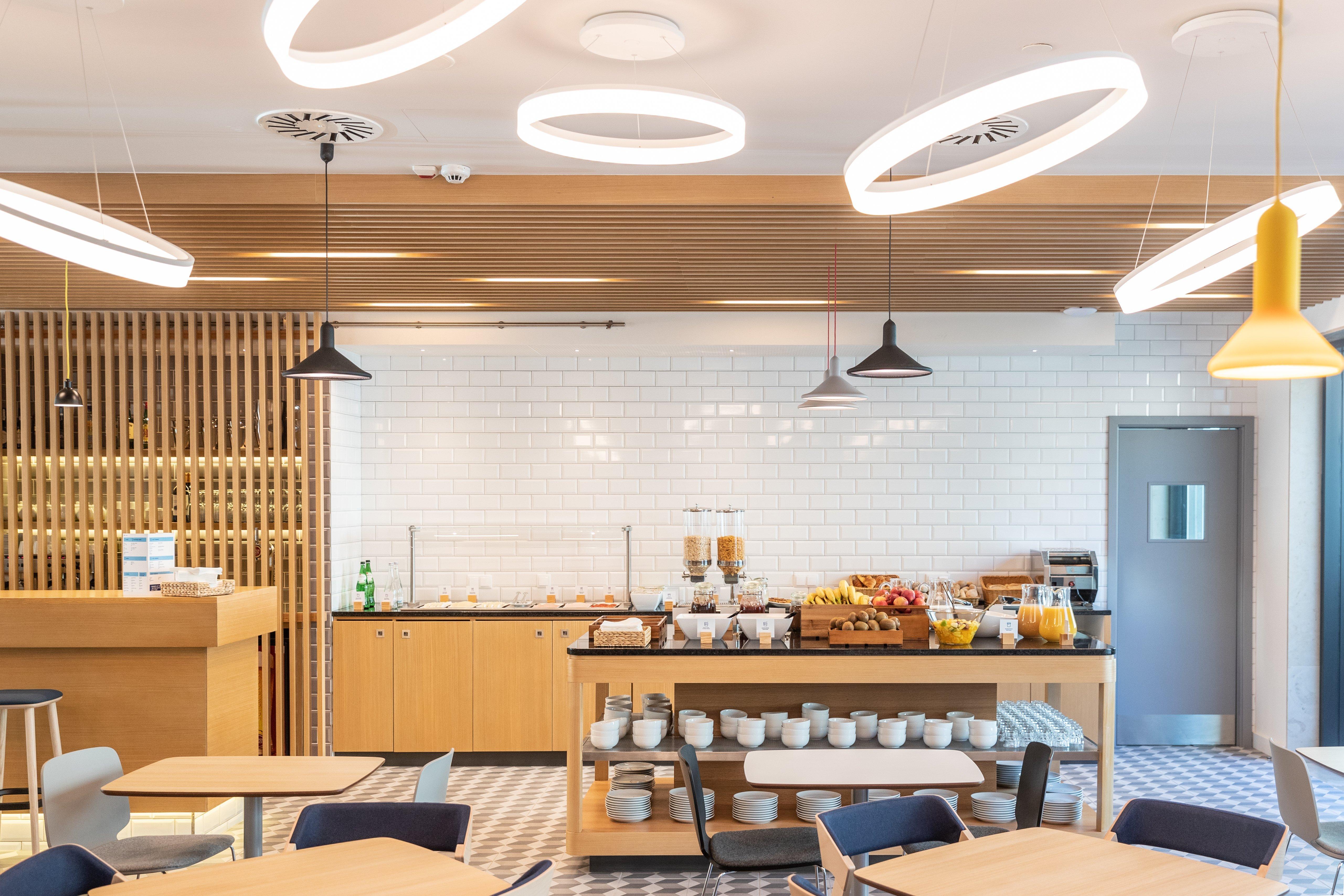 Holiday Inn Express - Lisbon - Plaza Saldanha By Ihg Exterior photo